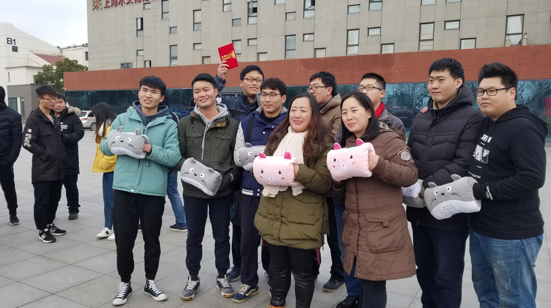 2018凯发k8游戏学校拔河比赛——凝心聚力团结拼搏(图12)